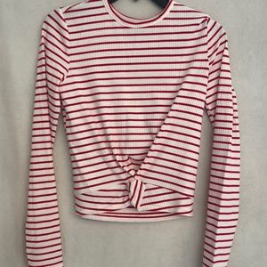 Size small Chelsea and Violet knot front blouse